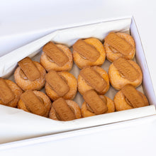 Load image into Gallery viewer, Biscoff Donut Bouquet
